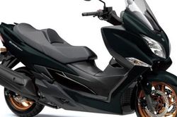 Suzuki ra mắt xe ga mới, mạnh mẽ và trang bị hiện đại 'ăn đứt' SH350i
