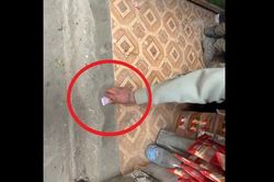 Ngôi làng 'kỳ lạ' nhất thế giới: Mua bán phải thả tiền xuống đất