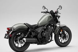 Top 10 môtô cruiser 500cc tốt nhất năm 2026: Honda Rebel 500 góp mặt