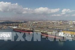 Mỹ duy trì phong tỏa cảng Iran trước thềm thỏa thuận ngừng bắn