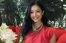 Diva Hồng Nhung tiết lộ kỷ niệm thời thơ ấu