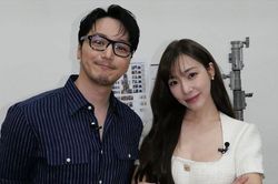 Tiffany Young tiết lộ phản ứng của SNSD khi c&ocirc; b&aacute;o tin kết h&ocirc;n