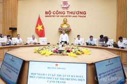 Bộ C&ocirc;ng Thương lấy &yacute; kiến điều chỉnh thiết kế thị trường điện cạnh tranh