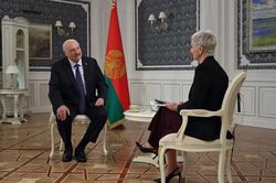 Tổng thống Belarus: Nga v&agrave; Ukraine cần thỏa hiệp để chấm dứt xung đột