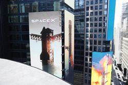 Cổ phiếu SpaceX tiếp tục tăng nóng, vốn hóa vượt 2,5 nghìn tỷ USD