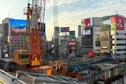 Khủng hoảng chi phí đẩy nhiều dự án đô thị của Nhật Bản vào thế bế tắc