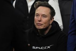 Đế chế kinh doanh của Elon Musk gồm những g&igrave;?
