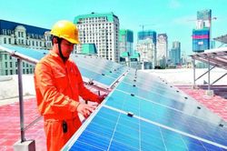 Ph&aacute;t động cuộc thi trực tuyến về sử dụng năng lượng tiết kiệm v&agrave; hiệu quả