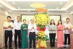 Họp mặt kỷ niệm 85 năm Ngày truyền thống người cao tuổi Việt Nam