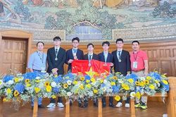 Học sinh Gia Lai gi&agrave;nh huy chương bạc Olympic Vật l&yacute; ch&acirc;u &Acirc;u năm 2026