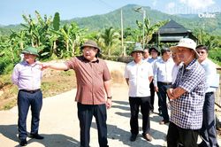 Phó Chủ tịch UBND tỉnh Trịnh Minh Hoàng kiểm tra các công trình phòng, chống thiên tai tại khu vực phía nam tỉnh