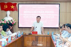 Bí thư Tỉnh ủy Khánh Hòa Trần Phong làm việc với Sở Y tế