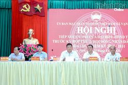 Đại biểu HĐND tỉnh Kh&aacute;nh H&ograve;a tiếp x&uacute;c cử tri c&aacute;c x&atilde; Vạn Hưng, Vạn Ninh, Vạn Thắng