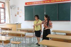 Giữ gìn trường lớp trong hè