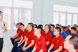 Mở rộng cơ hội việc l&agrave;m cho đồng b&agrave;o DTTS