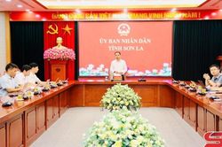 Họp bàn phương án đầu tư, thực hiện công tác bồi thường, hỗ trợ tái định cư, giải phóng mặt bằng tuyến cao tốc Mộc Châu - Sơn La - Điện Biên, đoạn qua địa bàn tỉnh Sơn La