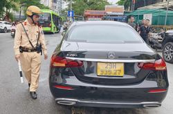 Hà Nội: Hơn 6.500 phương tiện dừng, đỗ sai quy định bị xử phạt trong một tháng