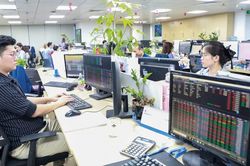 Mở rộng nguồn cung hàng hóa, nâng tầm thị trường chứng khoán