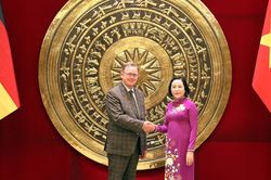 Phó Chủ tịch Quốc hội Nguyễn Thị Thanh hội đàm với Phó Chủ tịch Quốc hội Cộng hòa Liên bang Đức