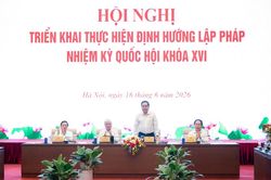 Công tác lập pháp phải mở đường cho phát triển