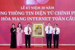 Cầu nối hiệu quả giữa Chính phủ với người dân và doanh nghiệp