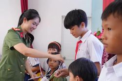 Lan tỏa mô hình 'Đồng hành cùng thiếu nhi biên giới' ở Đồng Tháp