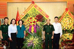 Chủ tịch Ủy ban MTTQ Việt Nam TP Hà Nội thăm, chúc mừng các cơ quan báo chí nhân Ngày Báo chí Cách mạng Việt Nam