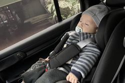 Từ ngày 1/7, quy định dùng ghế trẻ em trên ô tô