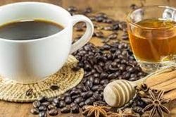 Uống cà phê pha mật ong có tốt không? Điều gì xảy ra với cơ thể khi thay đường bằng mật ong?