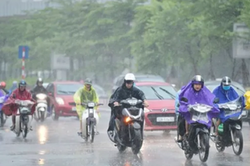 Thời tiết ng&agrave;y 16/6: V&ugrave;ng n&uacute;i Bắc bộ mưa lớn cục bộ,