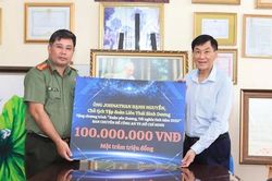 Doanh nh&acirc;n Johnathan Hạnh Nguyễn: Gần 40 năm đồng h&agrave;nh c&ugrave;ng B&aacute;o C&ocirc;ng an TPHCM trong c&aacute;c hoạt động cộng đồng