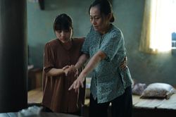 NSƯT duy nhất có 6 phim vượt doanh thu trăm tỷ trong nửa năm là ai?