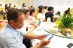 Tập huấn phát triển kênh bán hàng online thương mại điện tử cho gần 200 hợp tác xã