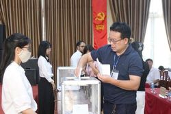 Sửa Luật Đấu gi&aacute; t&agrave;i sản: Đề xuất n&acirc;ng mức tiền đặt cọc đấu gi&aacute; đất ở