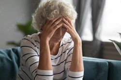 62 tuổi mới nhận ra: Tôi phạm 2 sai lầm sau khi nghỉ hưu khiến chồng ly hôn, con cái xa lánh