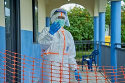 'Tảng băng chìm' đáng sợ về dịch Ebola tại CHDC Congo