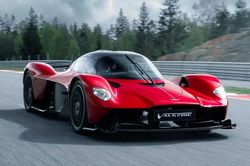 Đợt triệu hồi kỳ lạ của 7 siêu xe Aston Martin Valkyrie