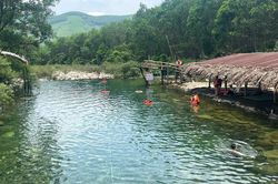 Chấn chỉnh hoạt động du lịch ảnh hưởng môi trường sinh thái