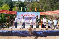 Khởi công xóa nhà tạm hỗ trợ con đẻ nạn nhân chất độc da cam