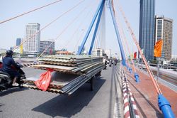 Rùng mình với ba gác 'siêu trường'!