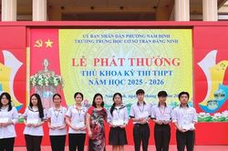 Trường THCS Trần Đăng Ninh đón 'mùa quả ngọt' với thành tích ấn tượng
