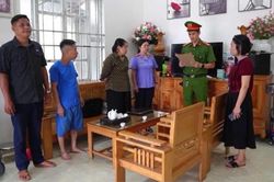 Lào Cai: Khởi tố viên chức Văn phòng Đăng ký đất đai vì tự ý sửa sổ đỏ