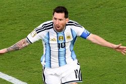 Messi ghi hat-trick, Argentina v&ugrave;i dập đội tuyển của ng&ocirc;i sao gốc Việt