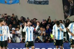 Trực tiếp Argentina vs Algeria, 08h00 ngày 17/6: Nhà vua xuất trận