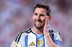 Messi nói gì khi lập hat-trick và khóc ngay trận ra quân World Cup 2026?