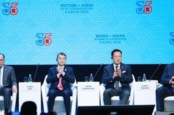 Thủ tướng Lê Minh Hưng dự Phiên khai mạc Diễn đàn Doanh nghiệp Nga - ASEAN