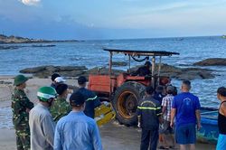 Tìm thấy thi thể cháu bé 15 tuổi bị sóng cuốn ở biển Kê Gà