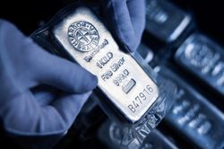 Giá bạc hôm nay 17/6/2026 giảm nhẹ, thị trường kỳ vọng về bước ngoặt mới