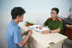 Xử lý nhóm đối tượng mang hung khí đến nhà dân đe dọa, gây mất an ninh trật tự