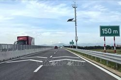 Thu phí tối đa 1.300 đồng/km trên 13 tuyến cao tốc Bắc - Nam